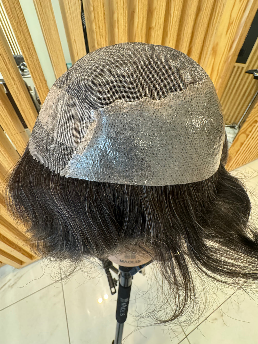 Prothèse capillaire H+ Poly couleur 1B20 (non remboursable ni échangeable)