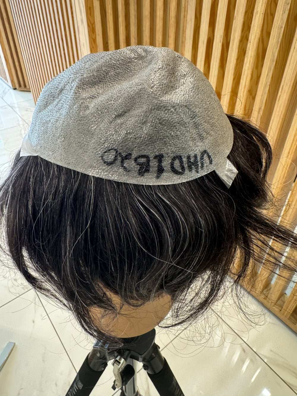 Prothèse capillaire Ultra HD-S couleur 1B20 (non remboursable ni échangeable)