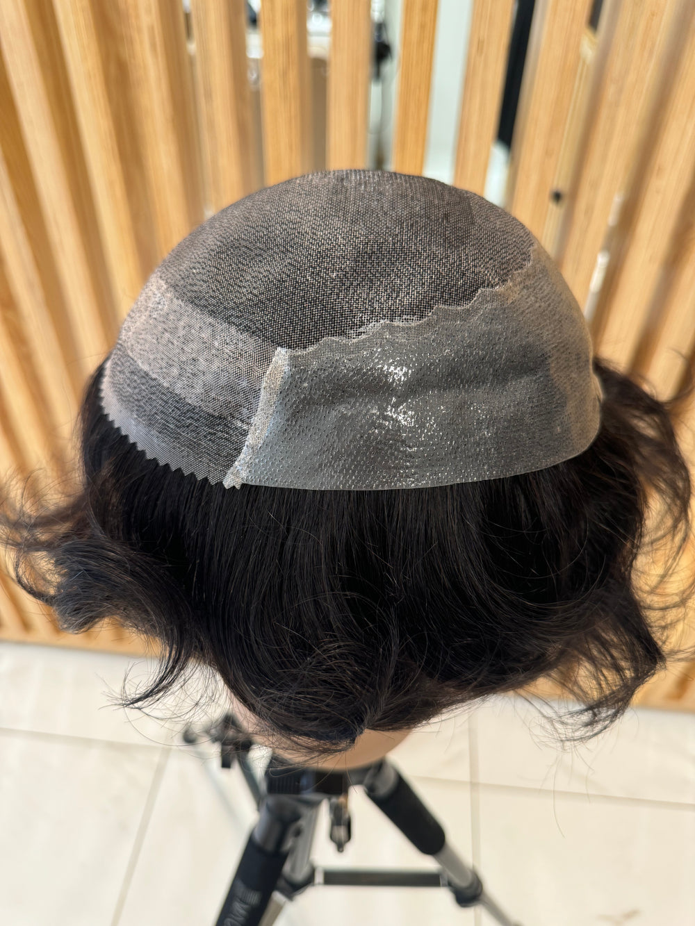 Prothèse capillaire H+ Poly #1B ( non remboursable ni échangeable)