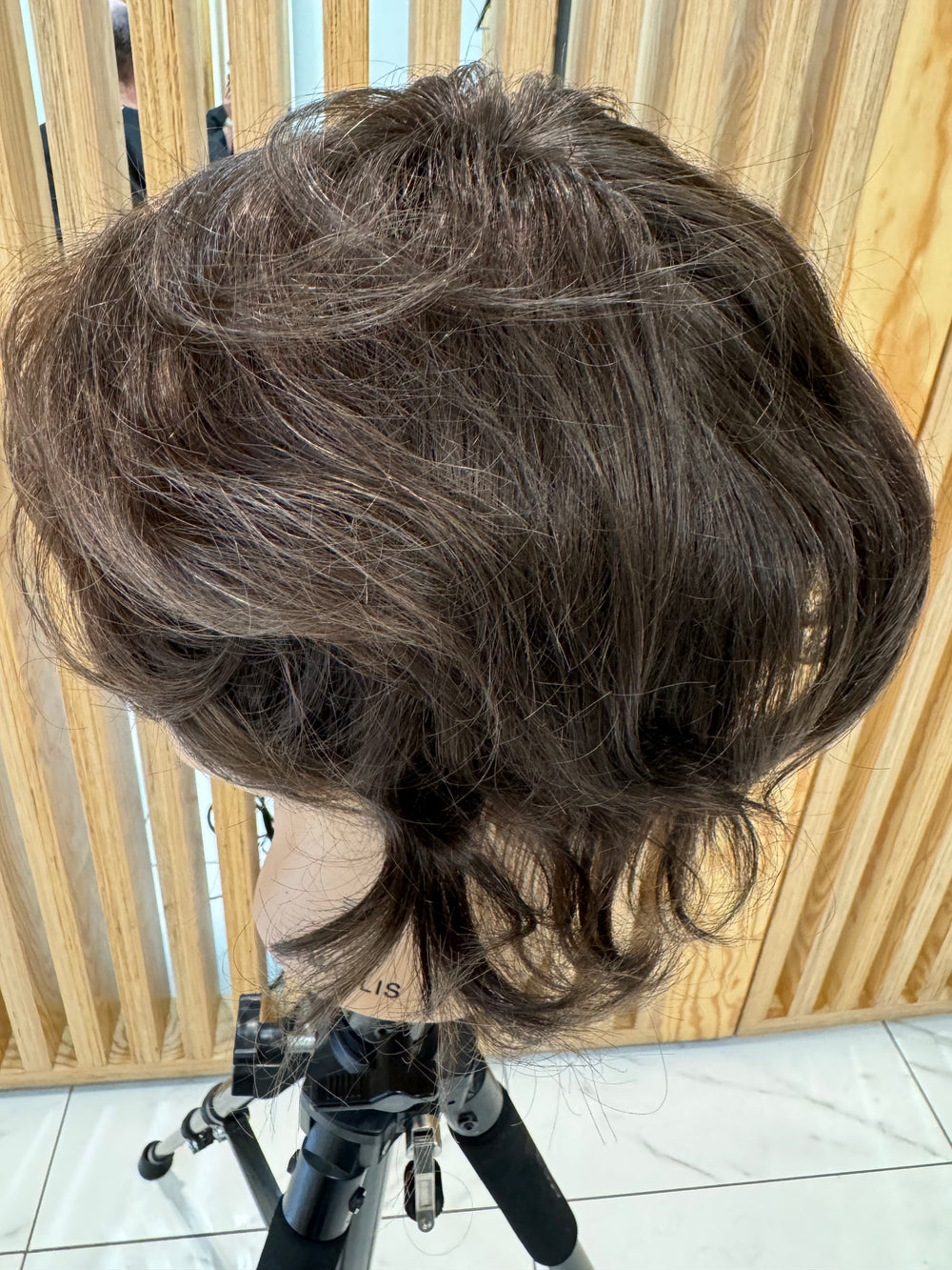 Prothèse capillaire invisible Air lace couleur 5 (non remboursable ni échangeable)