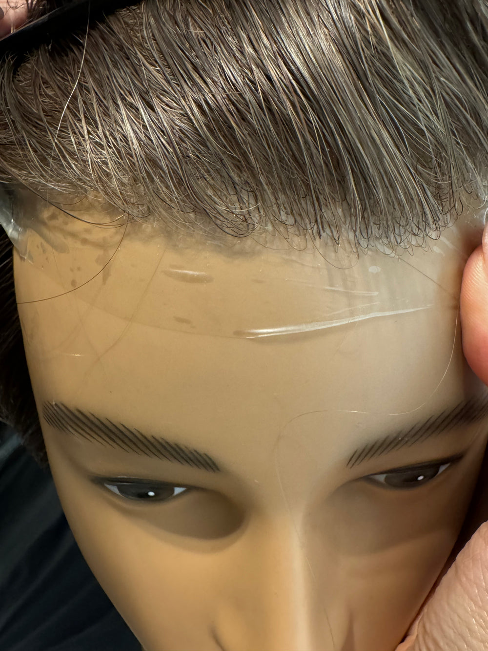 Prothèse capillaire invisible Ultra HD couleur 17 (non remboursable ni échangeable)