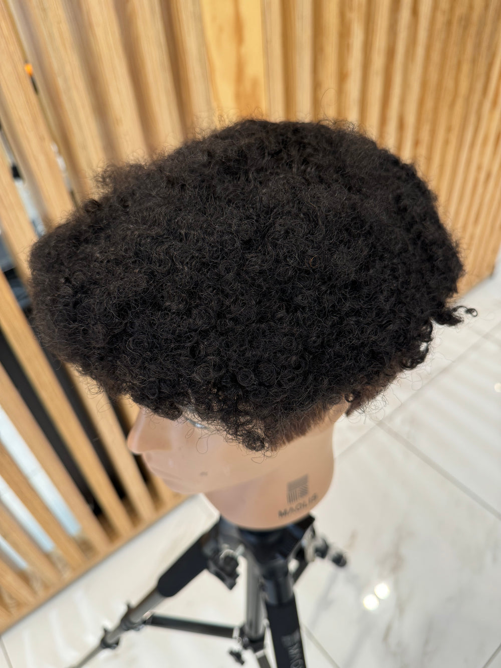 Prothèse capillaire AFRO POLY #2 (non remboursable ni échangeable)