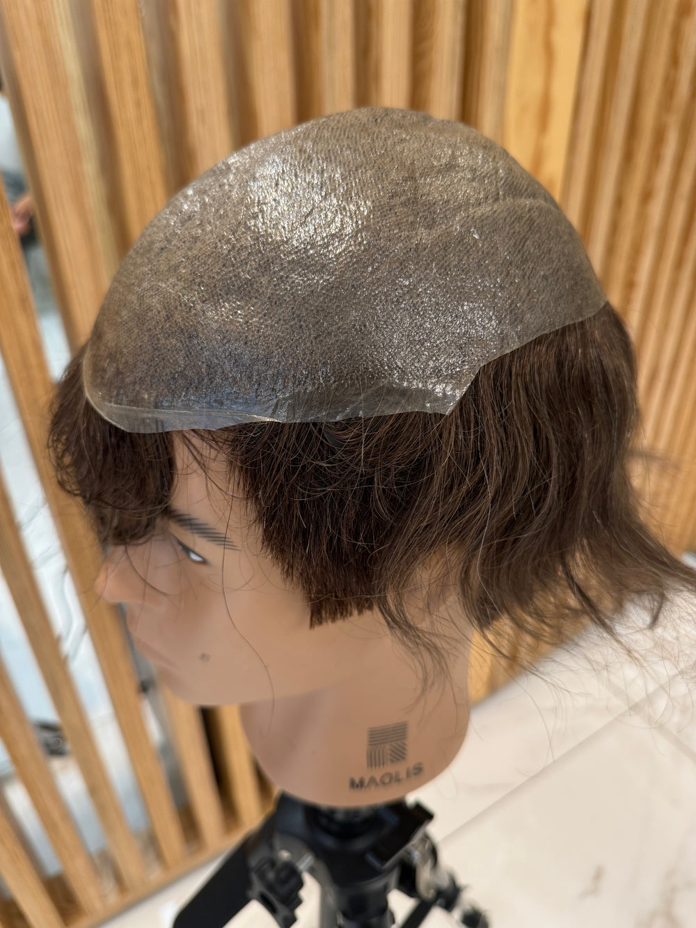 Prothèse capillaire invisible Ultra HD couleur 605 (non remboursable ni échangeable)