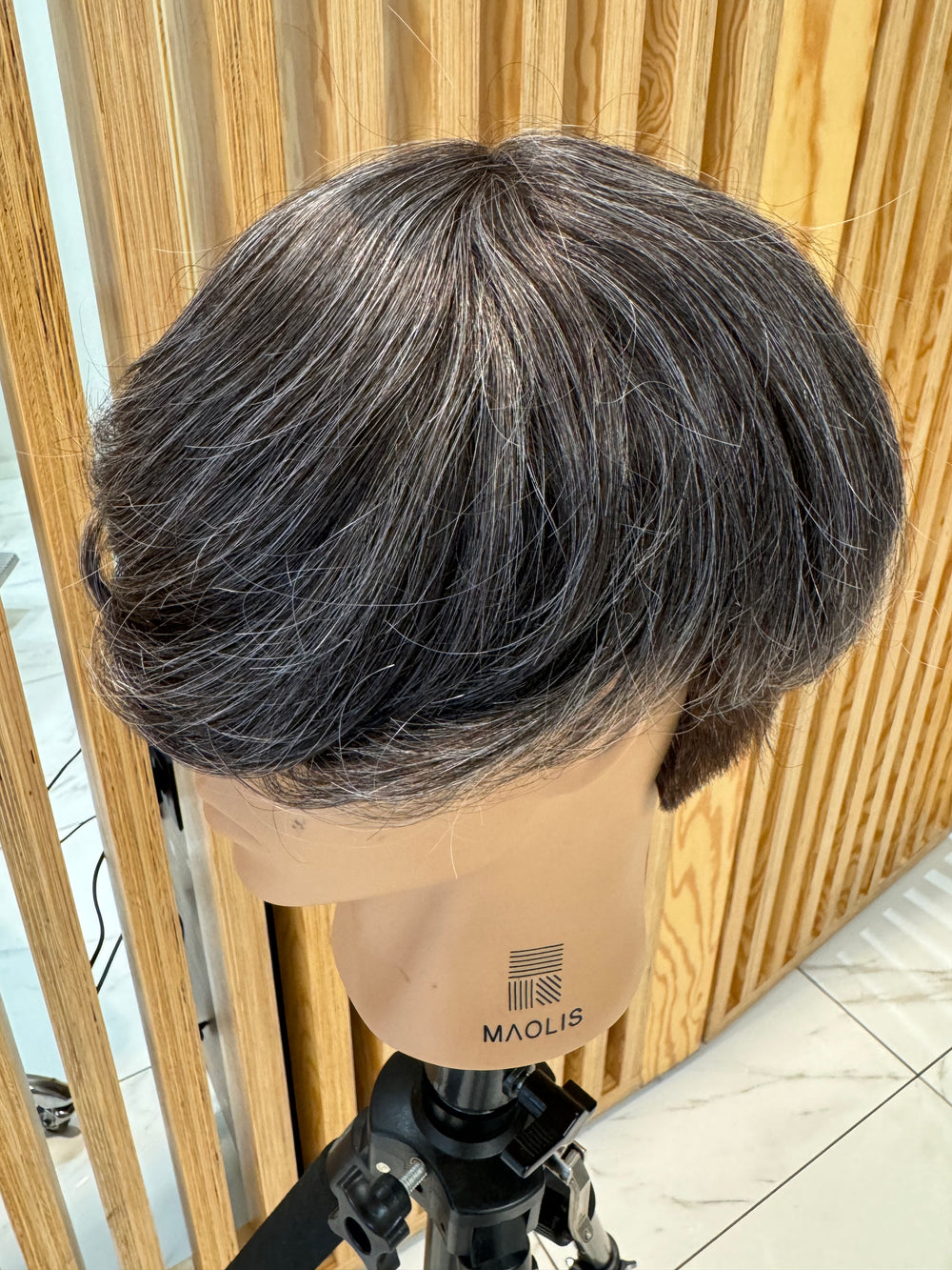 Prothèse capillaire H+ Poly couleur 1B30 (non remboursable ni échangeable)