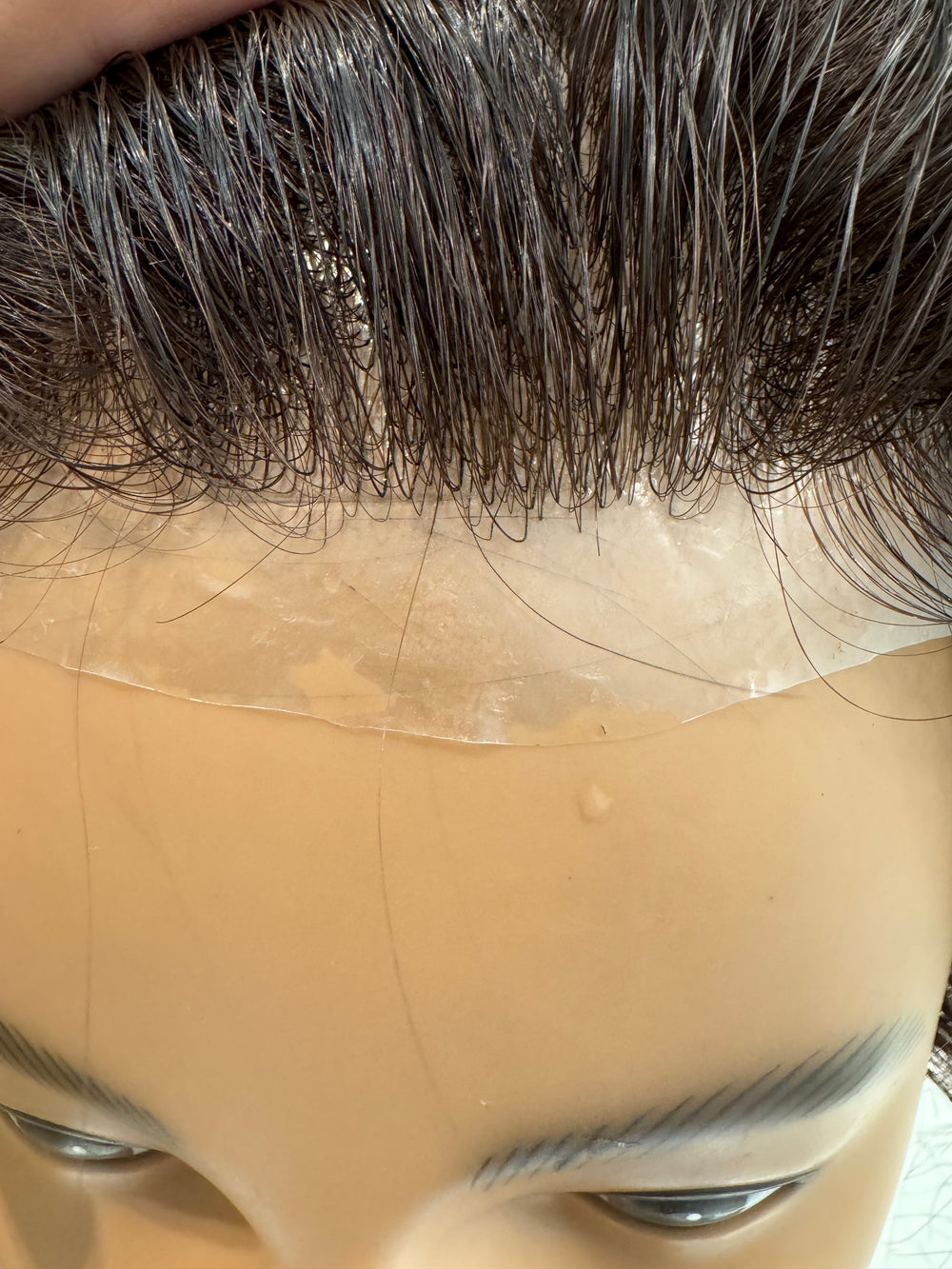 Prothèse capillaire invisible Ultra HD + couleur 2 (non remboursable ni échangeable)